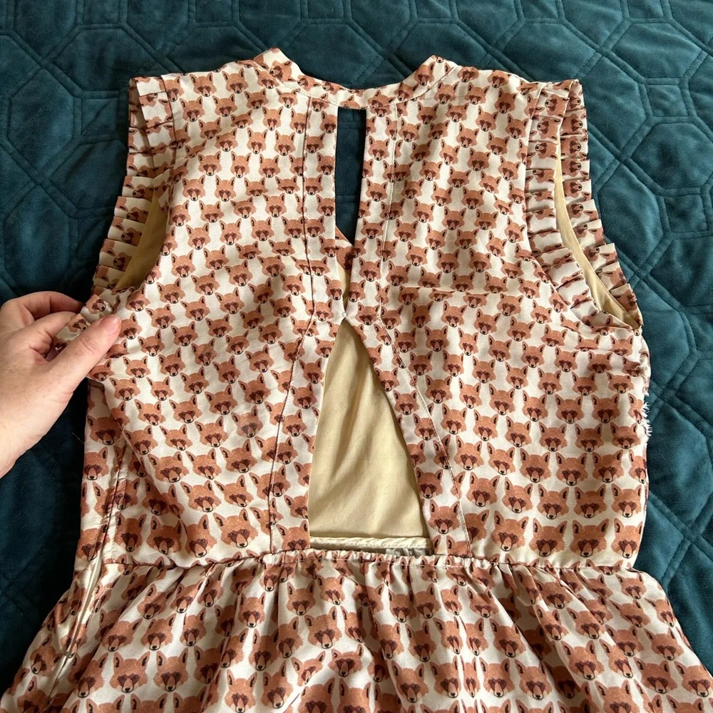 Long foxy dress with open back detail - Picture 5 of 5